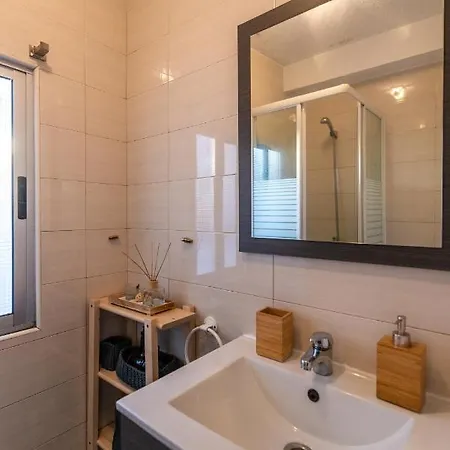 Precioso En Apartamento Granada